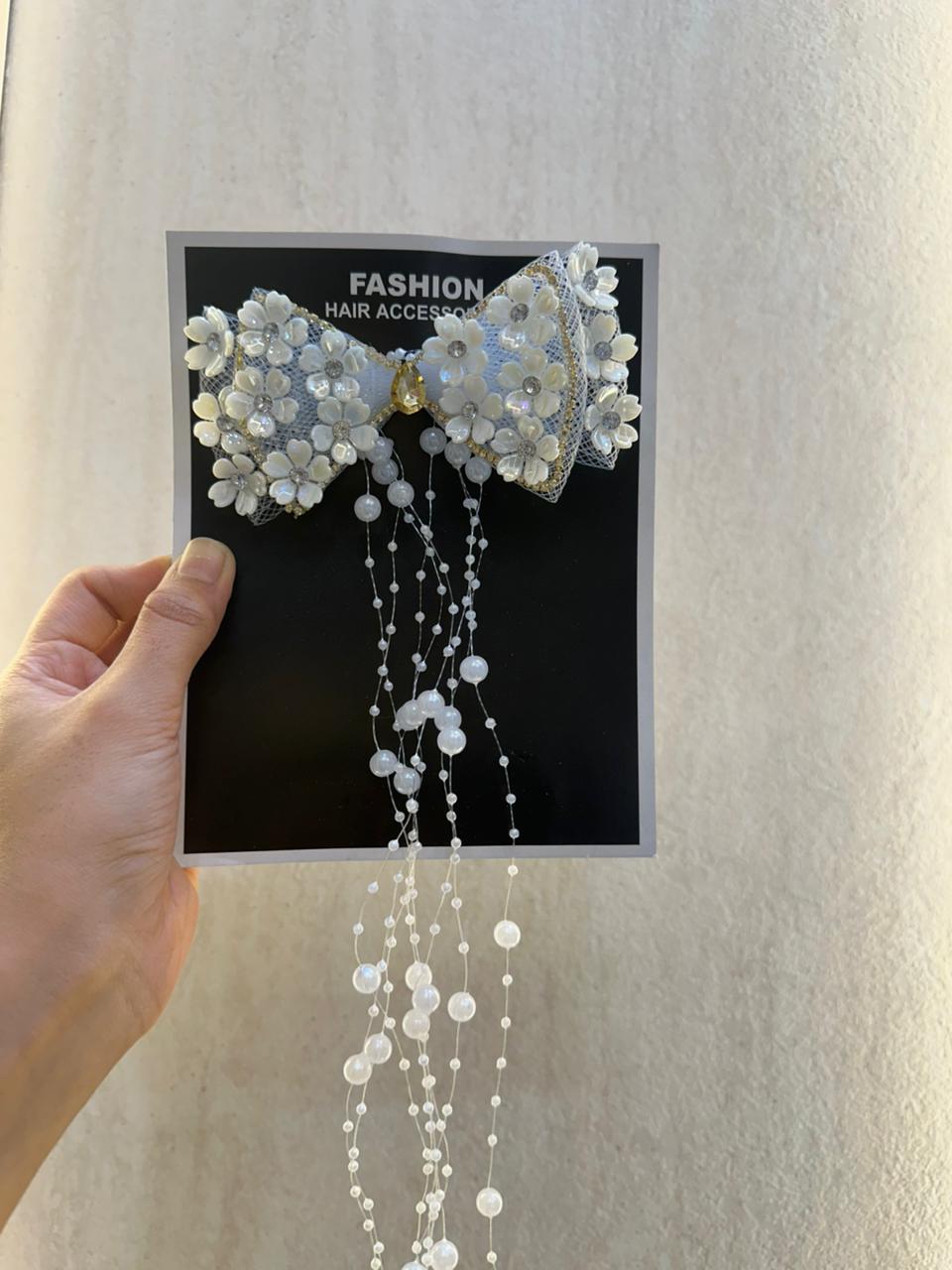 Crystal Hair Pin With Fancy Moti Strips